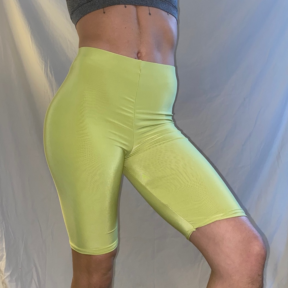 PrettyLittleThing Neon biker shorts